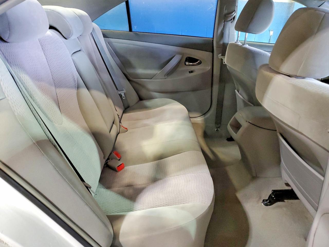 2011 TOYOTA CAMRY