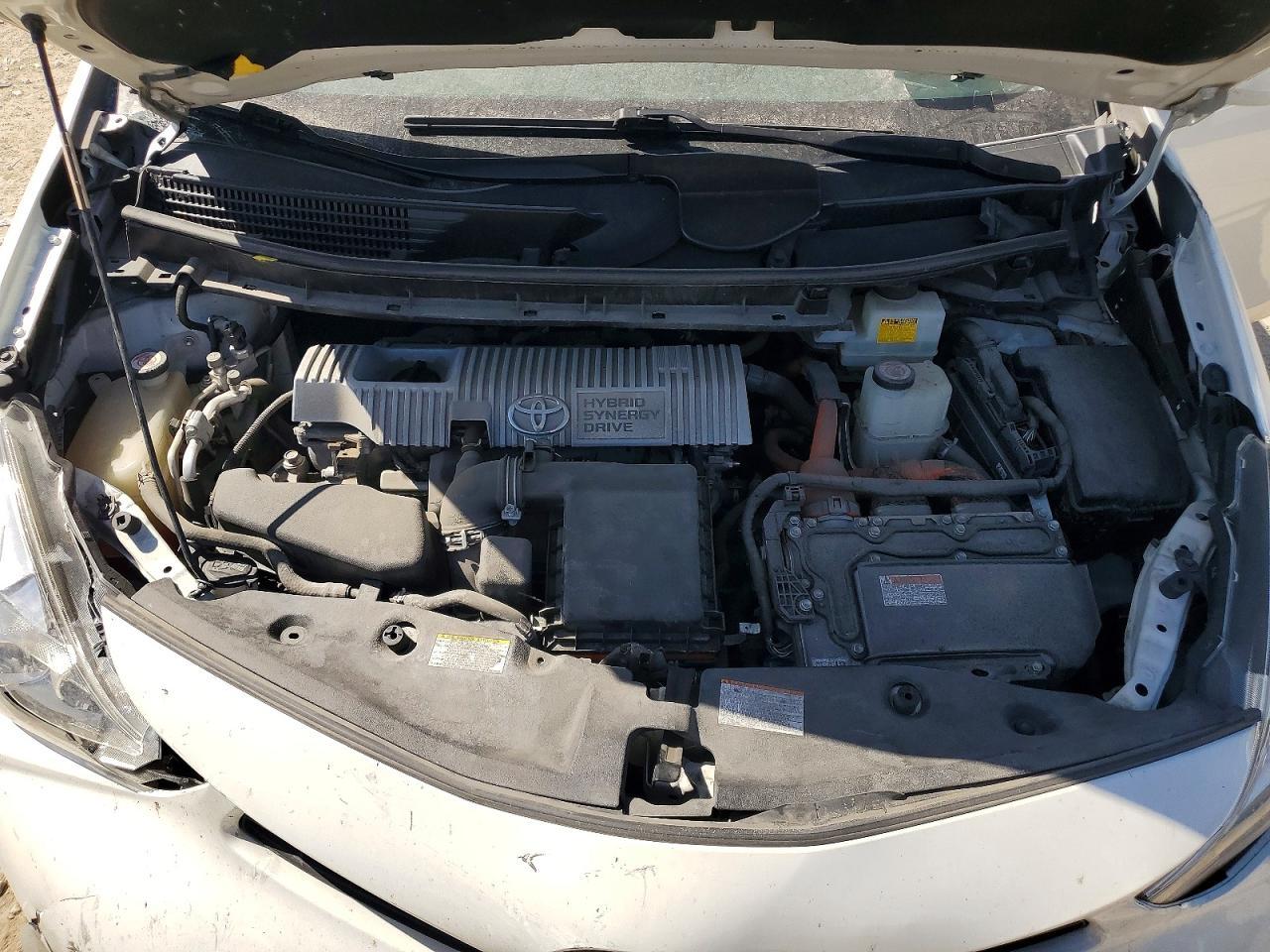 2017 TOYOTA PRIUS V