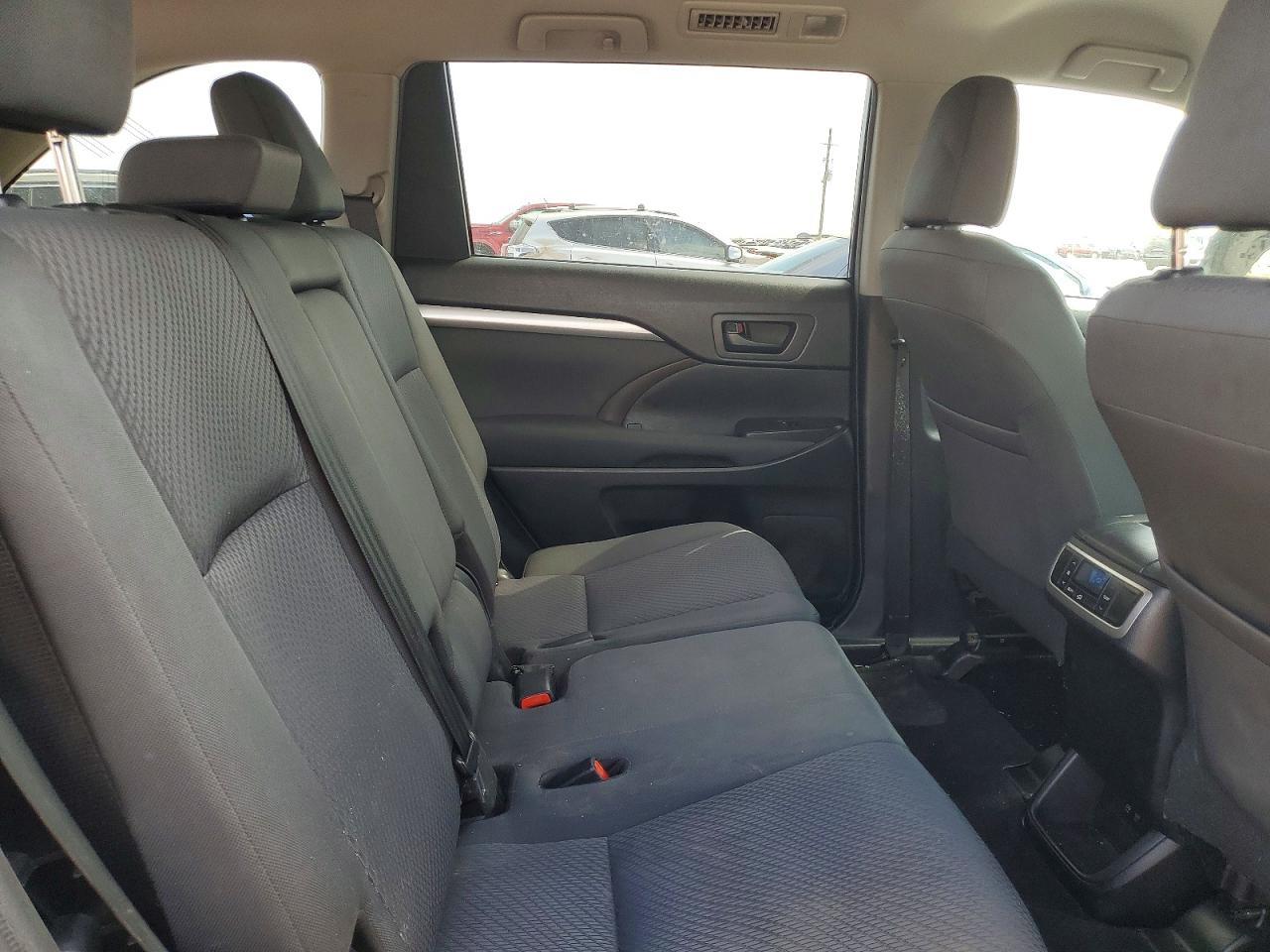 2019 TOYOTA HIGHLANDER