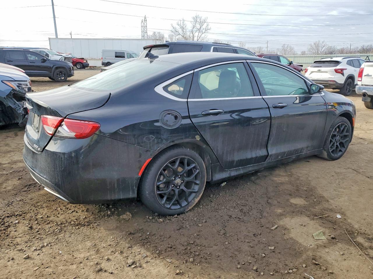 2015 CHRYSLER 200