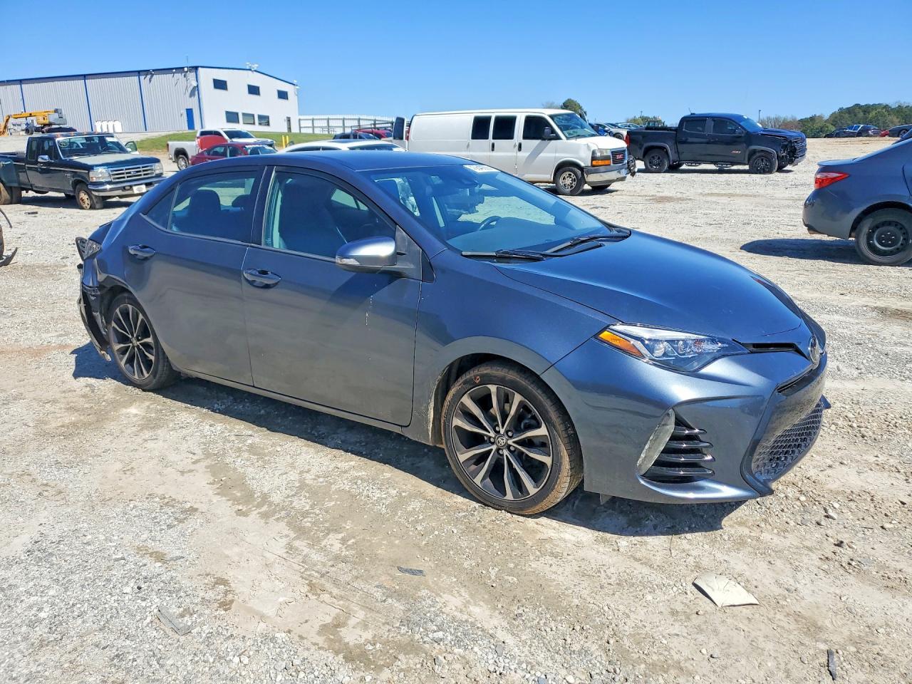 2017 TOYOTA COROLLA