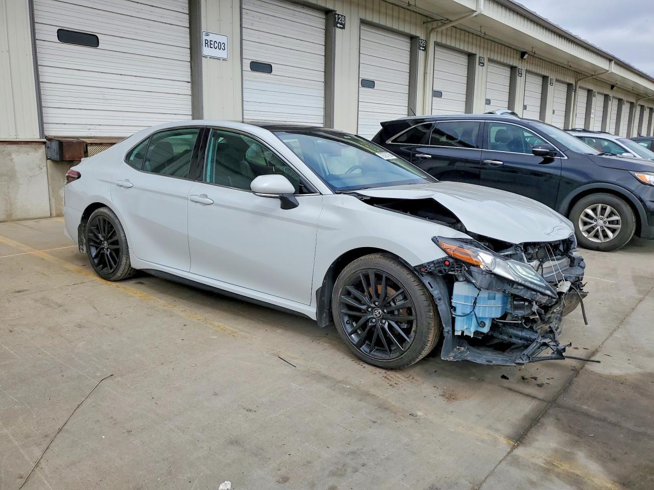 2022 TOYOTA CAMRY