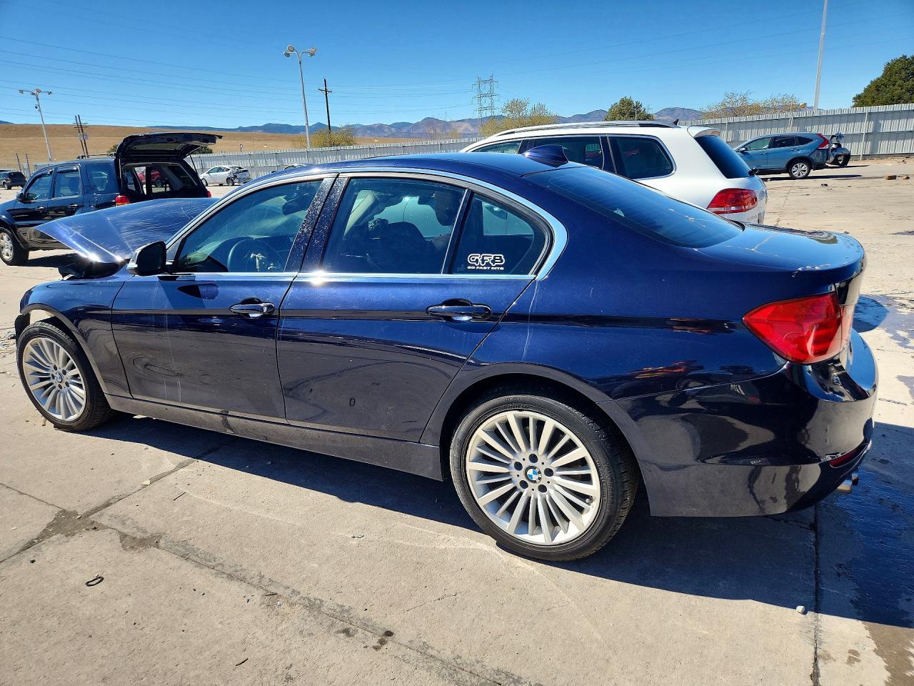 2014 BMW 3 SERIES
