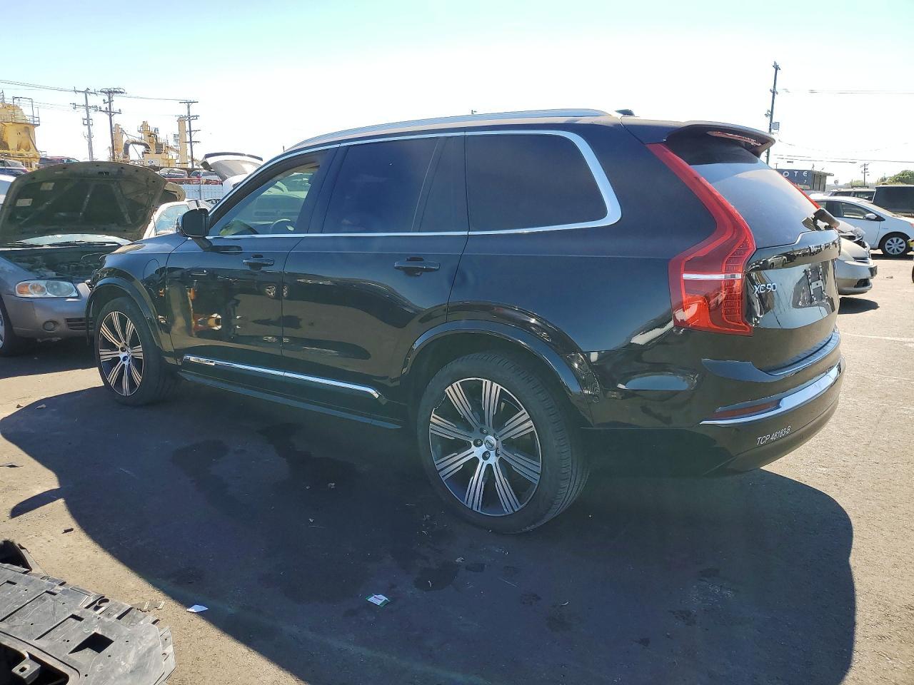 2024 VOLVO XC90