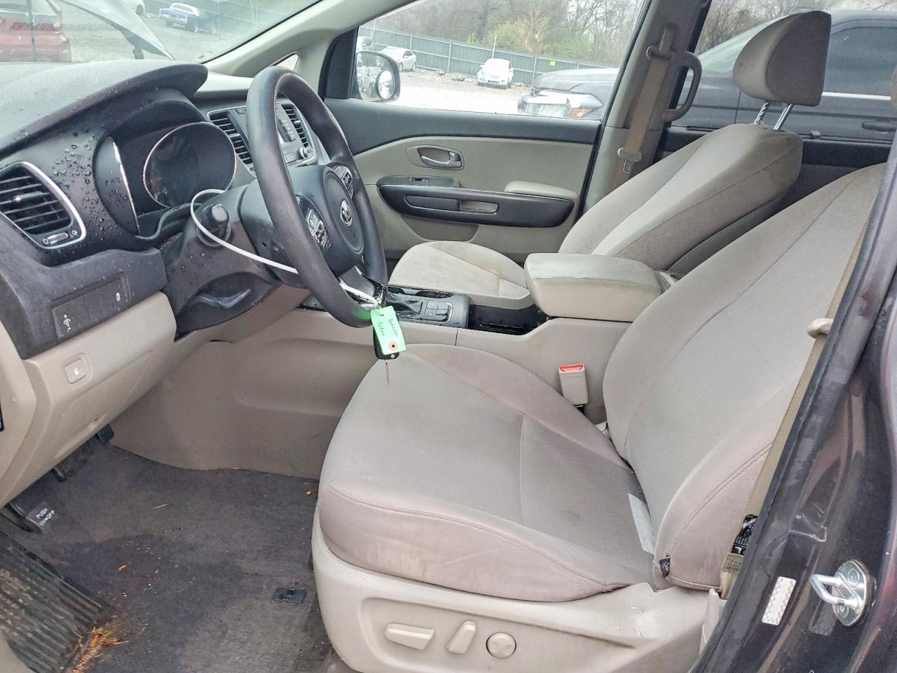 2016 KIA SEDONA