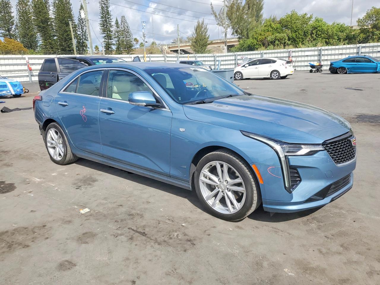 2023 CADILLAC CT4