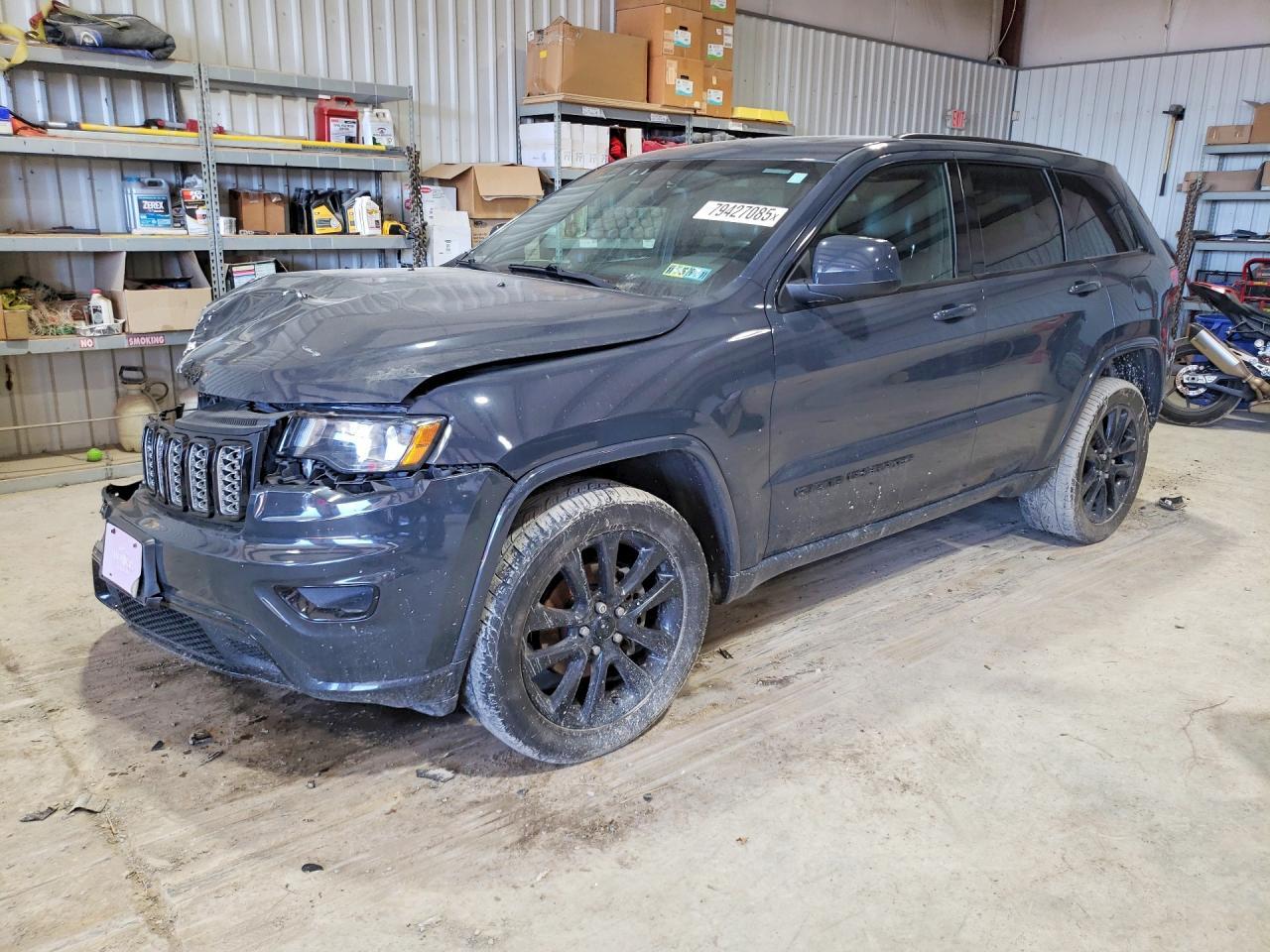 2017 JEEP Grand