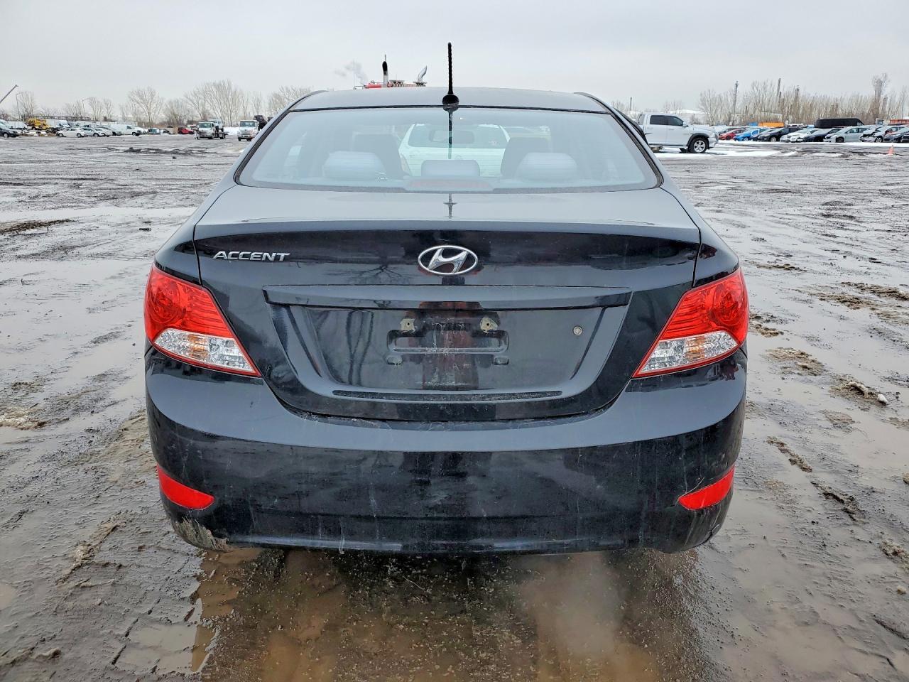 2013 HYUNDAI ACCENT