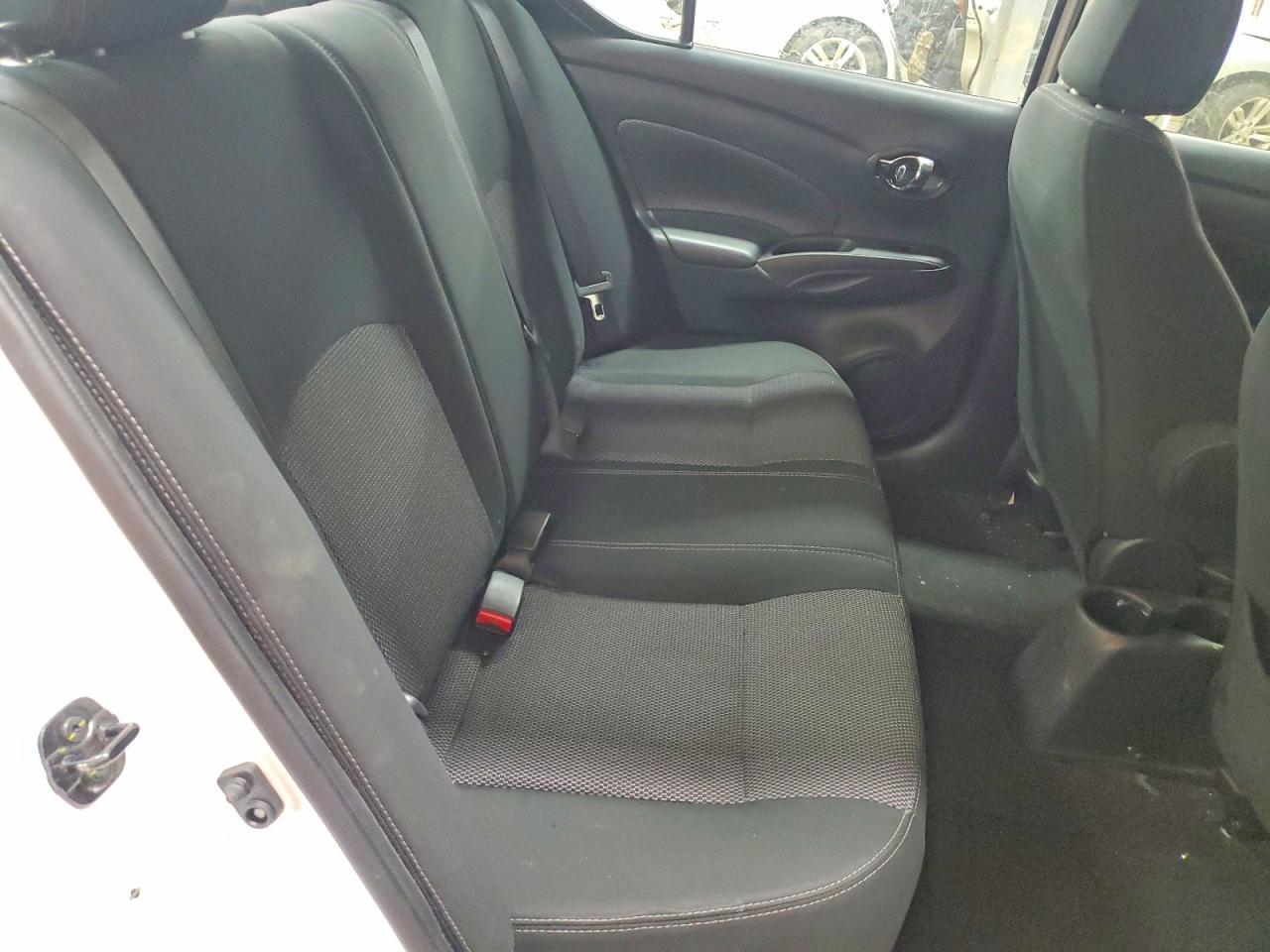 2018 NISSAN VERSA