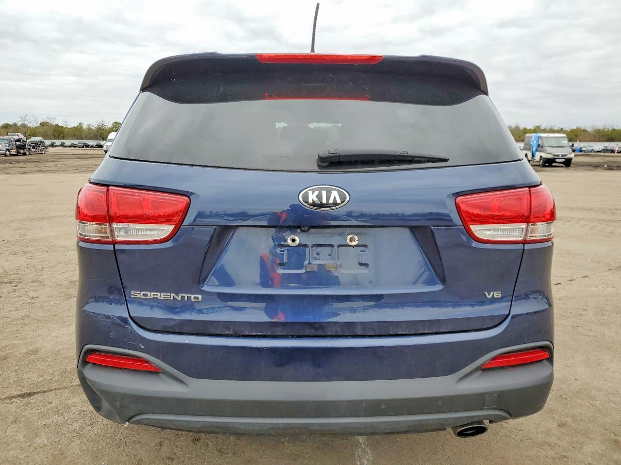 2017 KIA SORENTO