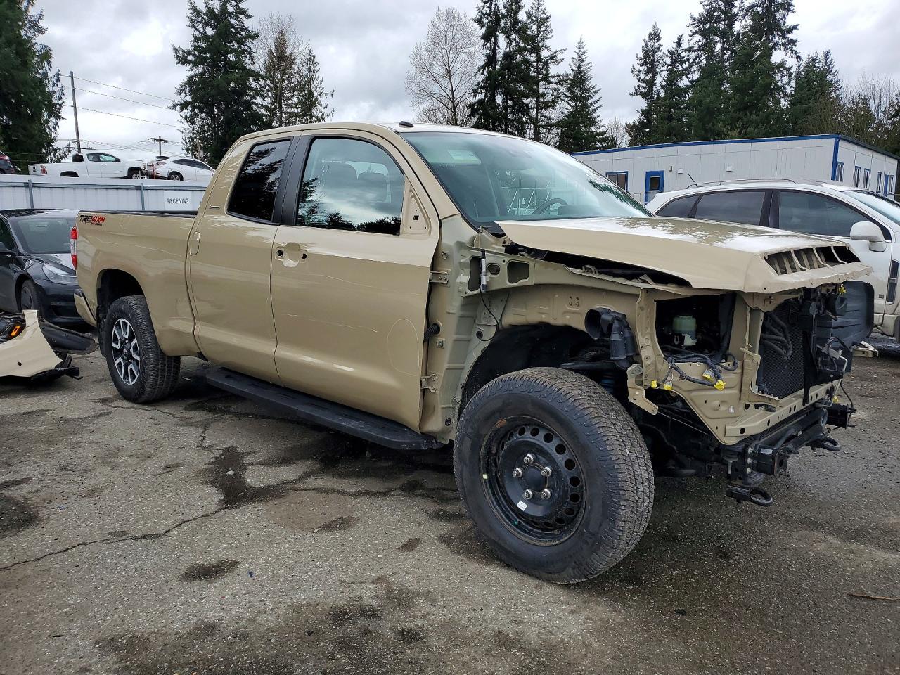 2018 TOYOTA TUNDRA