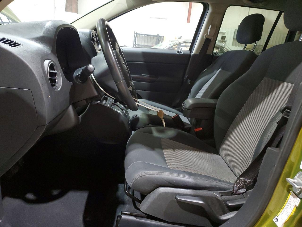 2012 JEEP Compass