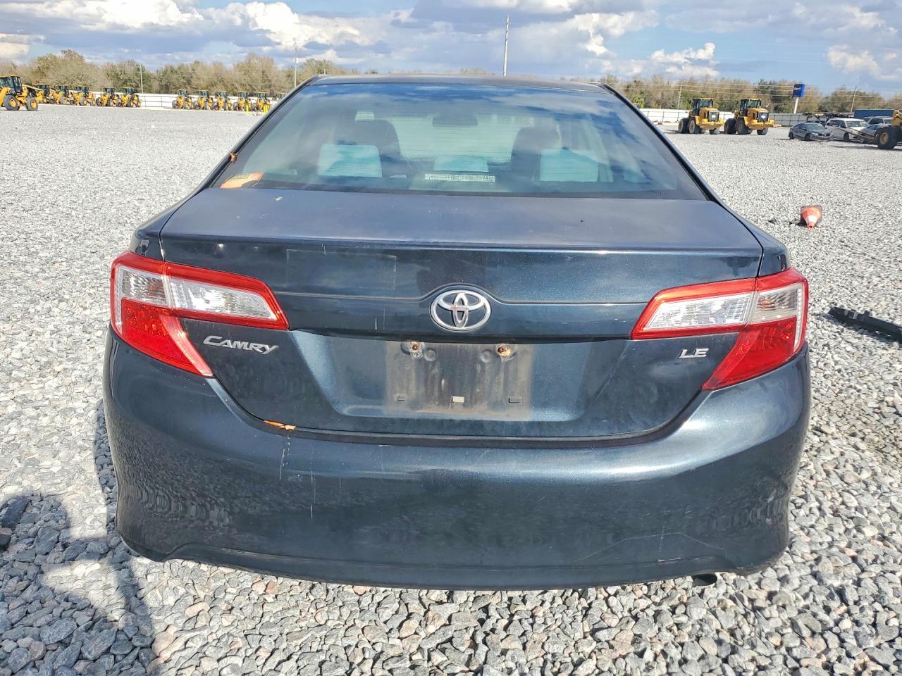 2013 TOYOTA CAMRY