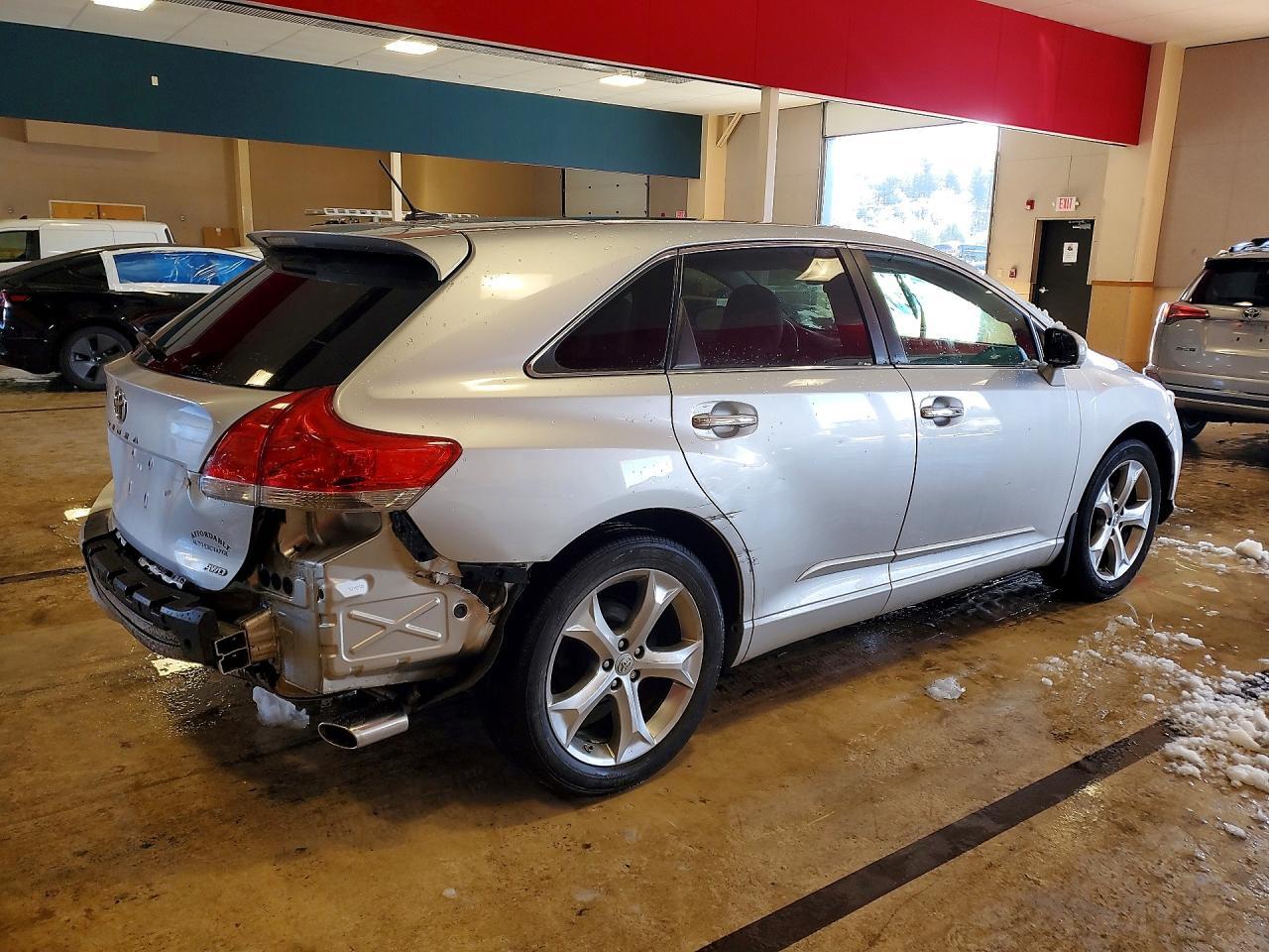 2011 TOYOTA VENZA