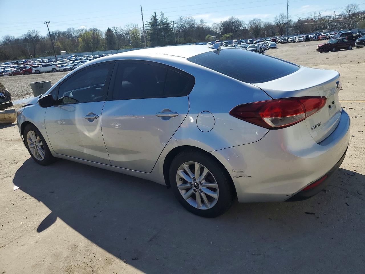 2017 KIA FORTE