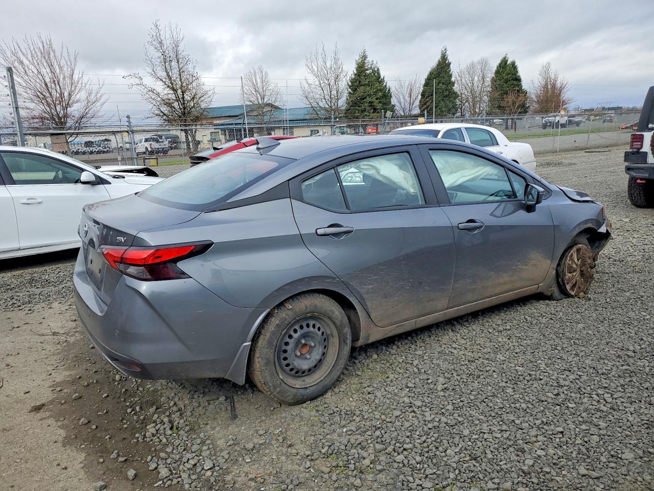 2021 NISSAN VERSA