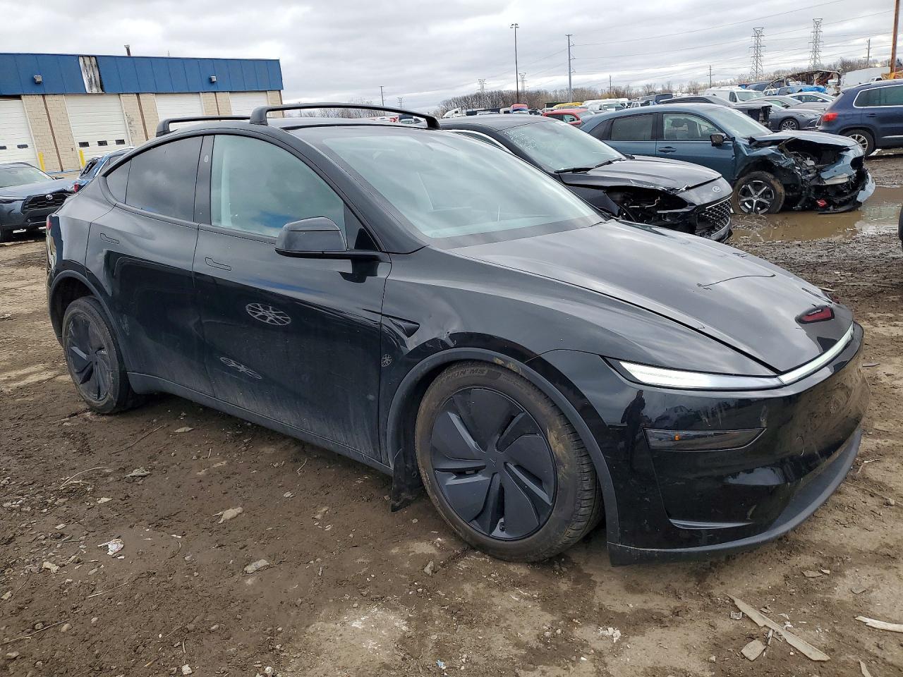 2026 TESLA MODEL Y