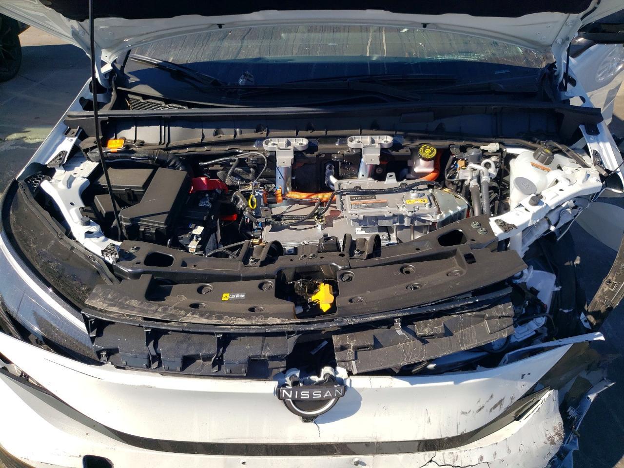 2026 NISSAN LEAF