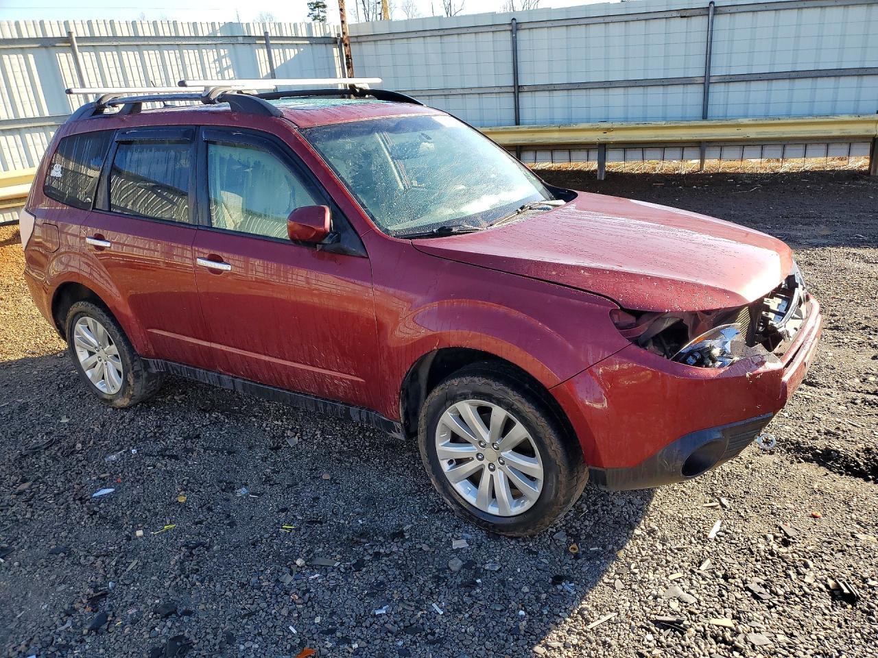 2011 SUBARU FORESTER