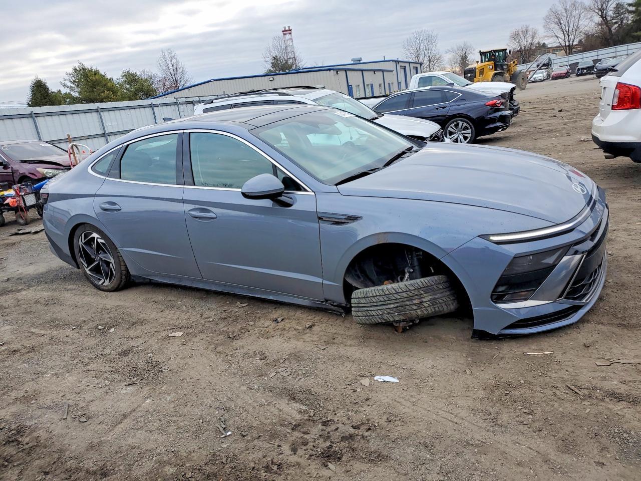 2025 HYUNDAI SONATA