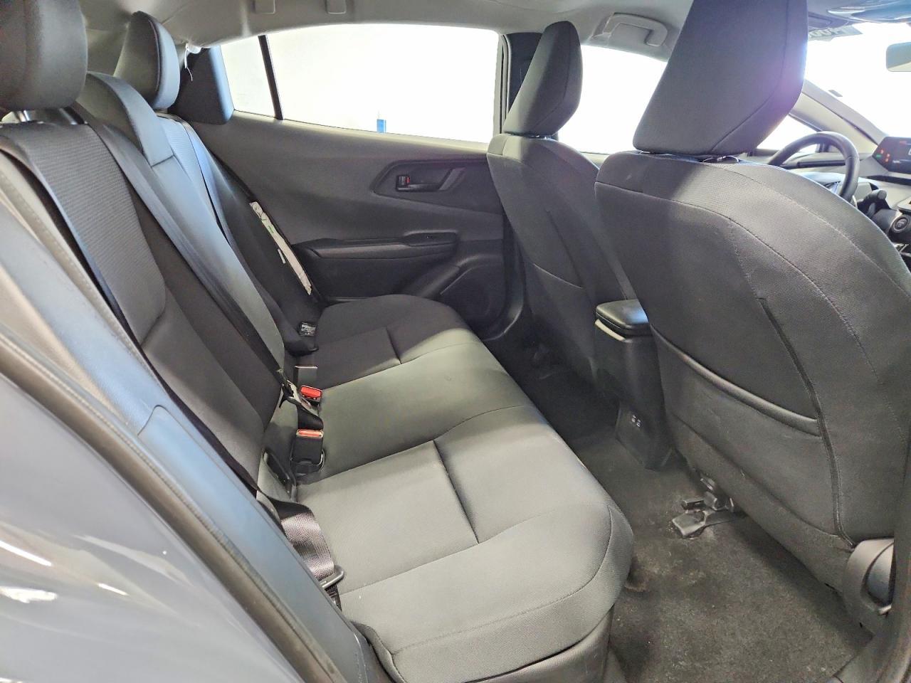 2025 TOYOTA PRIUS