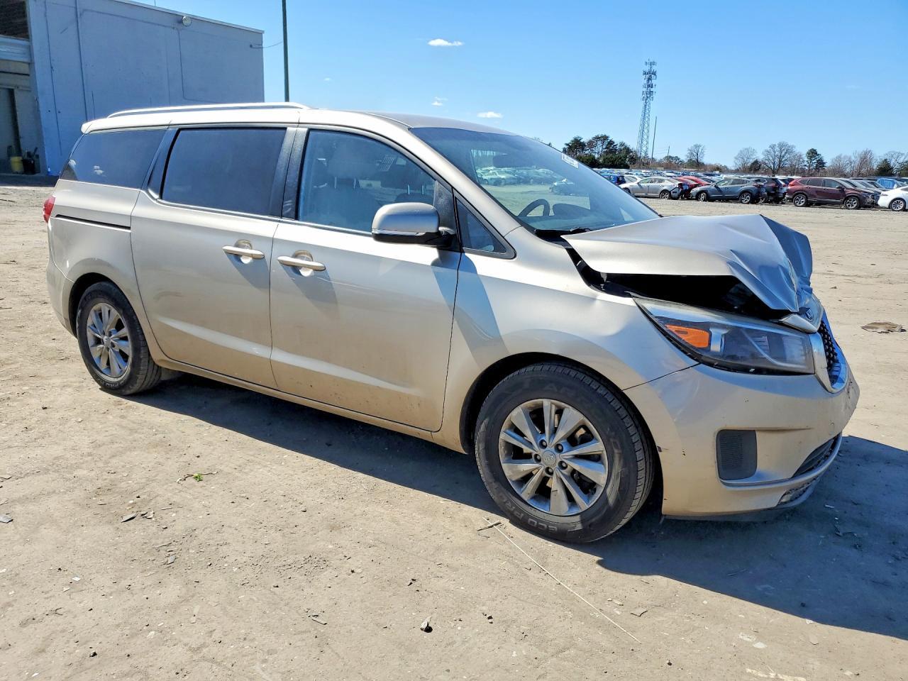 2016 KIA SEDONA