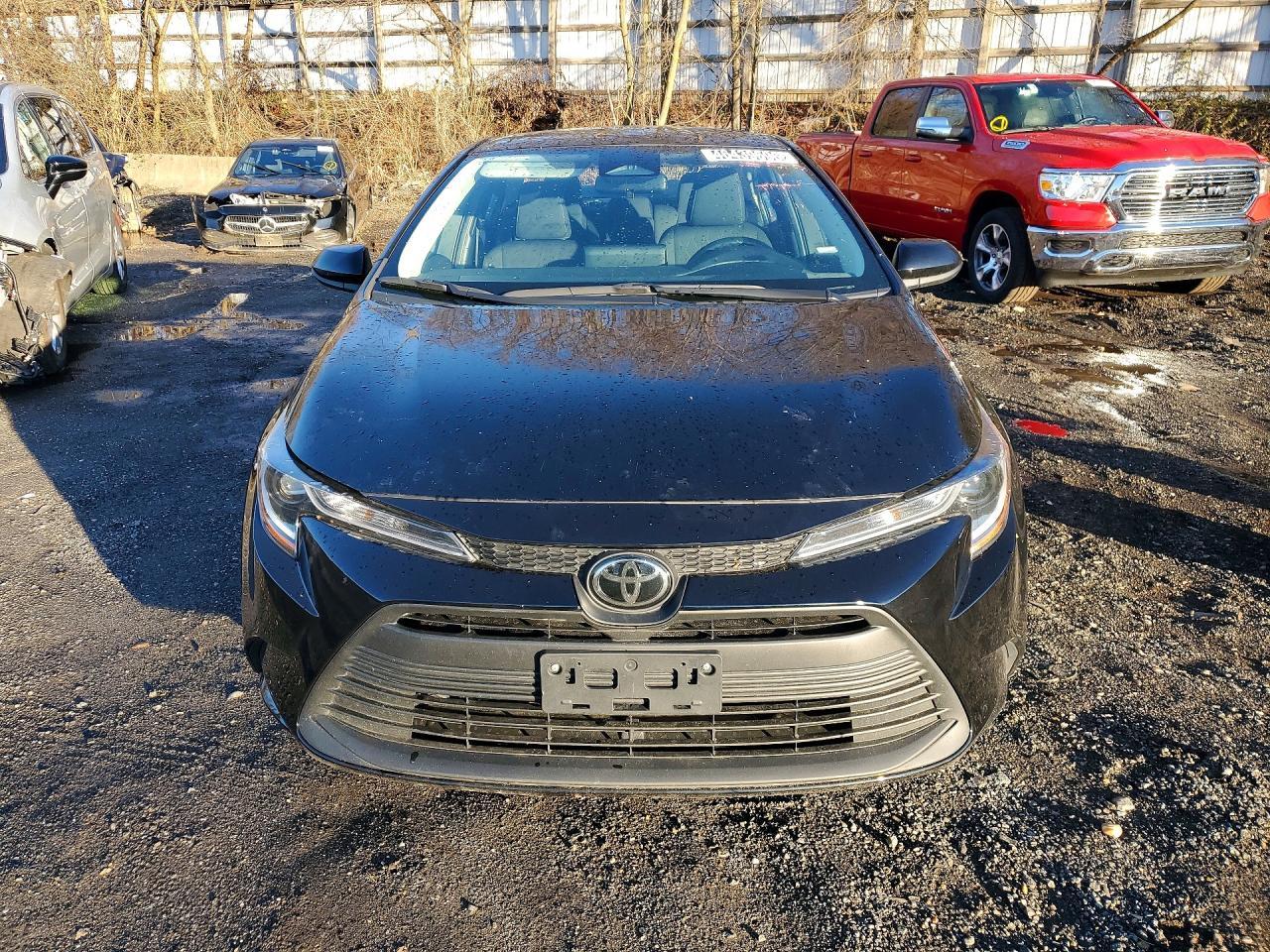 2024 TOYOTA COROLLA