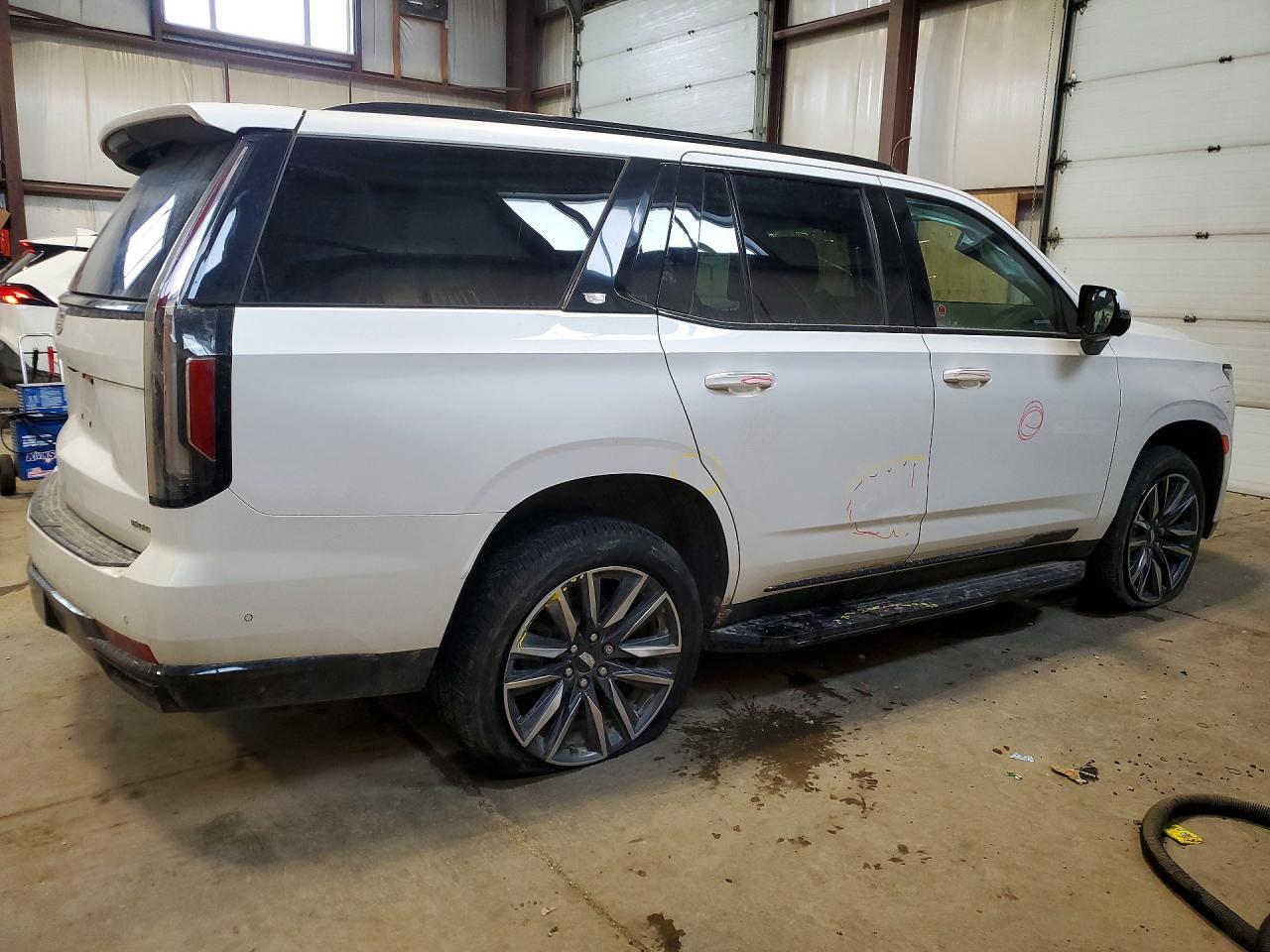 2021 CADILLAC ESCALADE