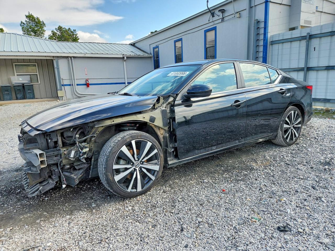 2022 NISSAN ALTIMA