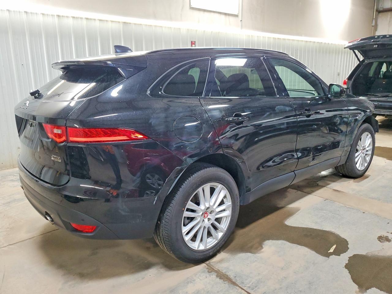 2020 JAGUAR F-Pace