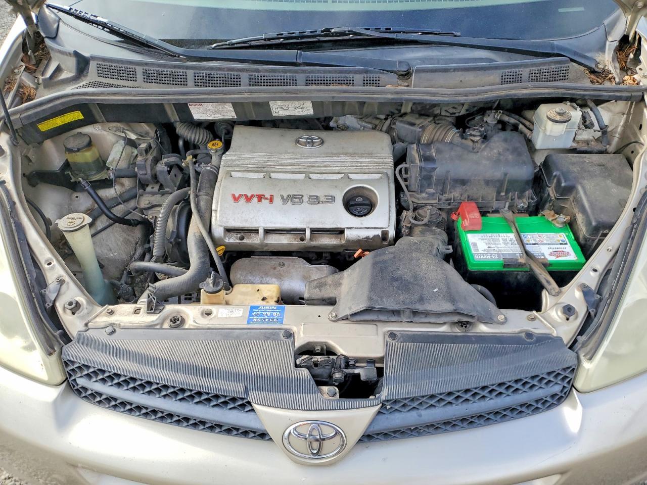 2005 TOYOTA SIENNA