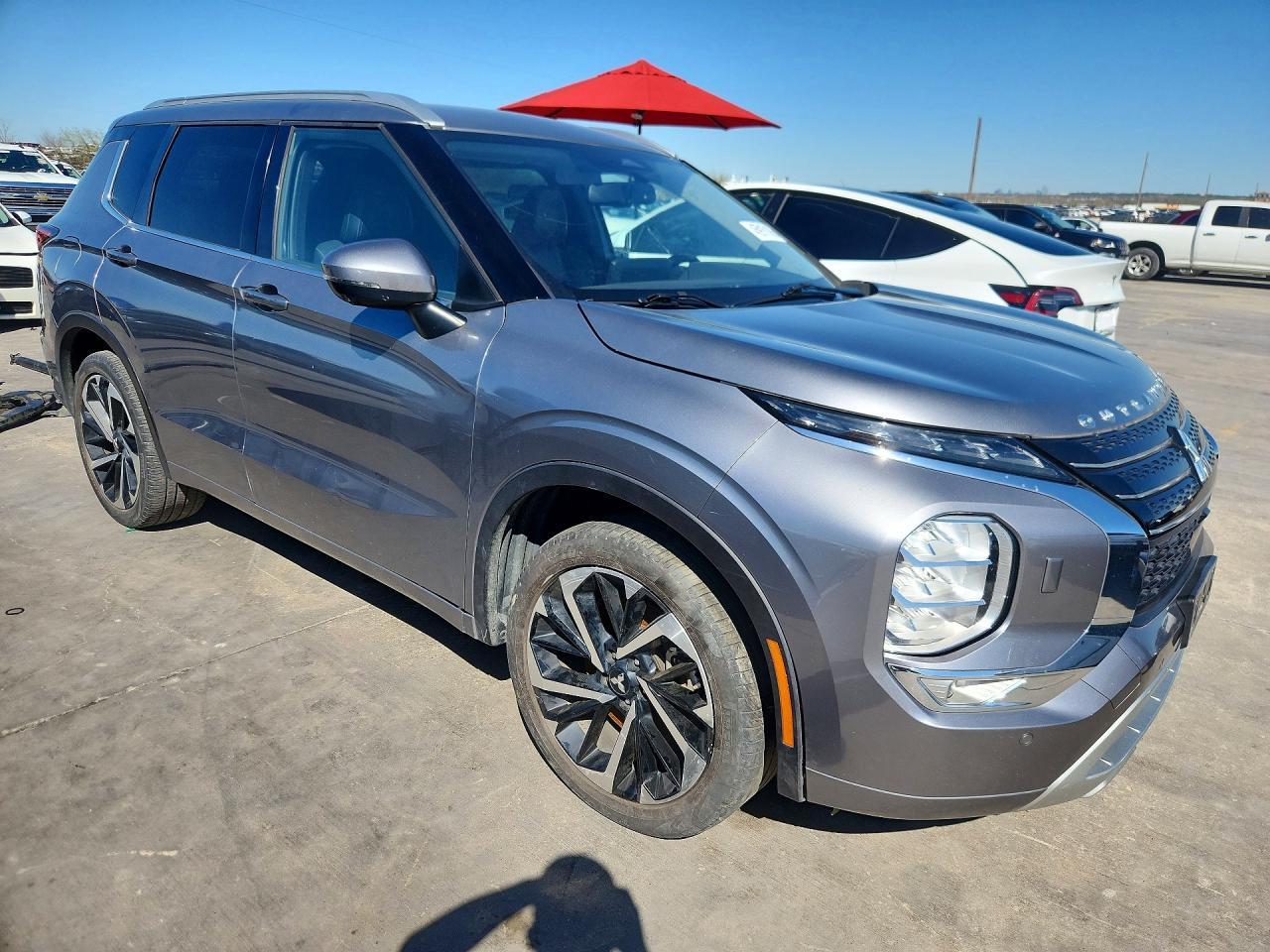 2022 MITSUBISHI outlander