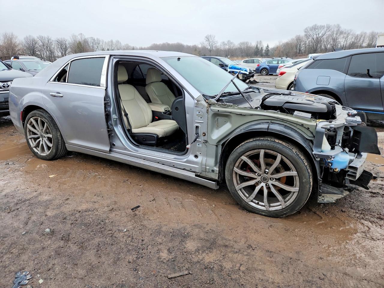 2016 CHRYSLER 300