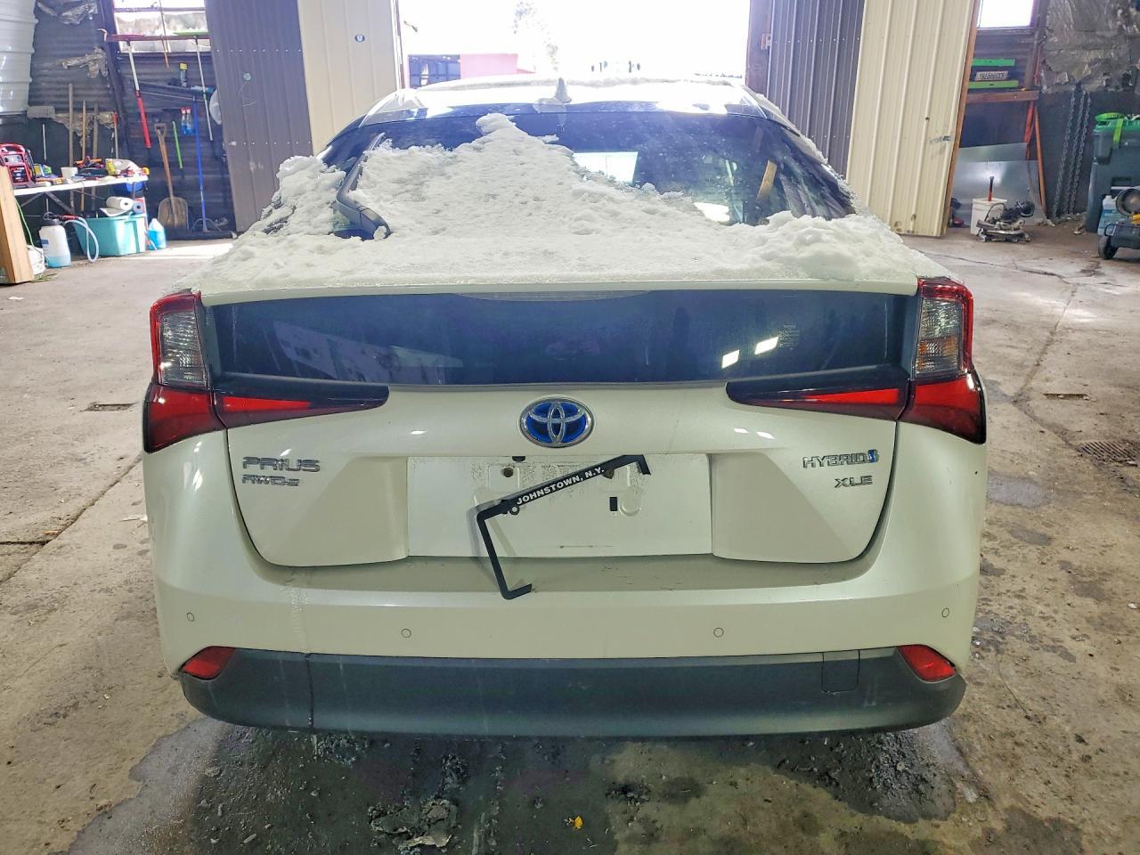 2019 TOYOTA PRIUS
