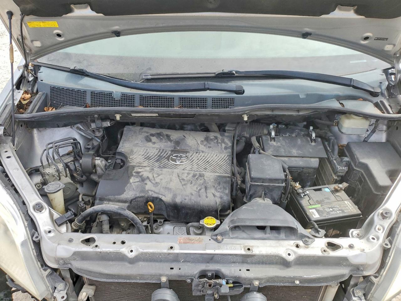 2011 TOYOTA SIENNA