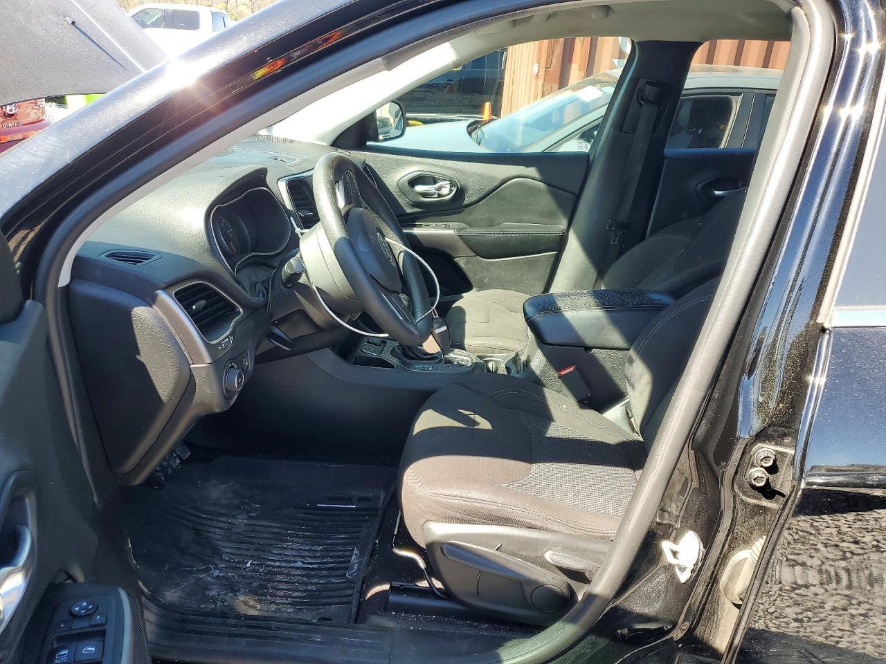 2019 JEEP CHEROKEE