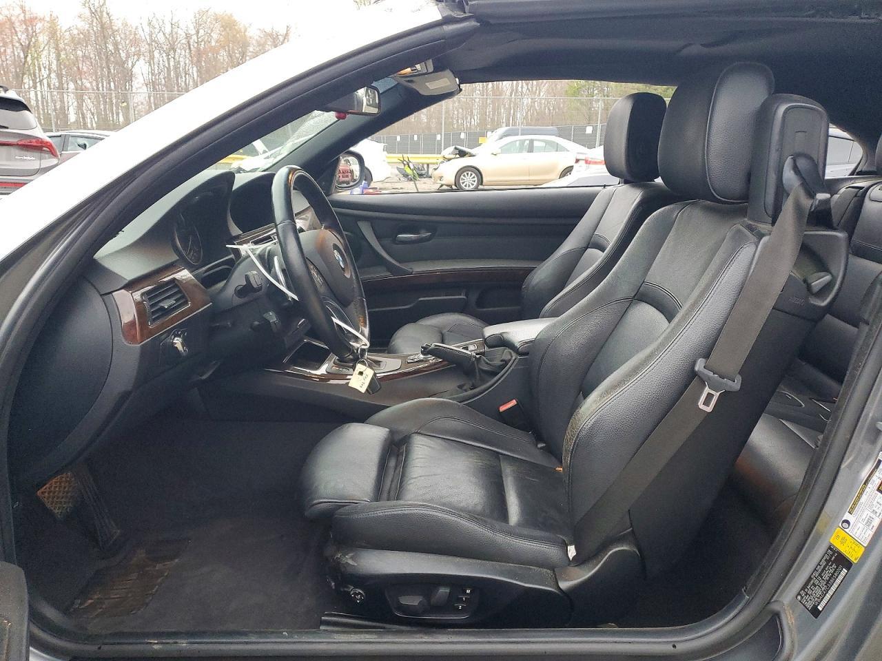 2011 BMW 3 SERIES