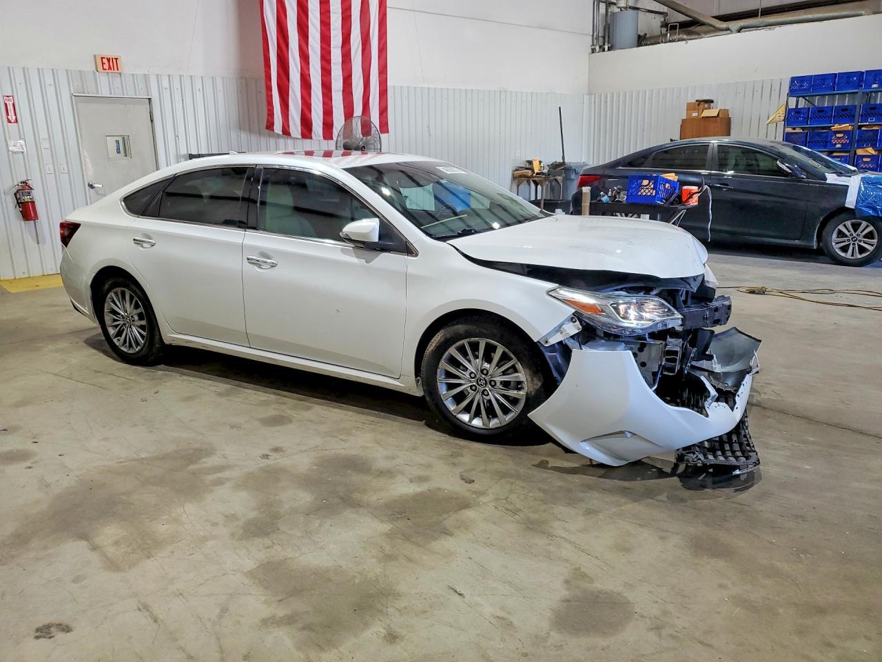 2018 TOYOTA Avalon