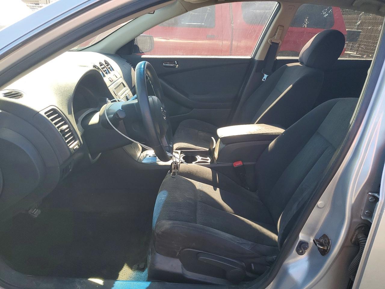 2010 NISSAN ALTIMA