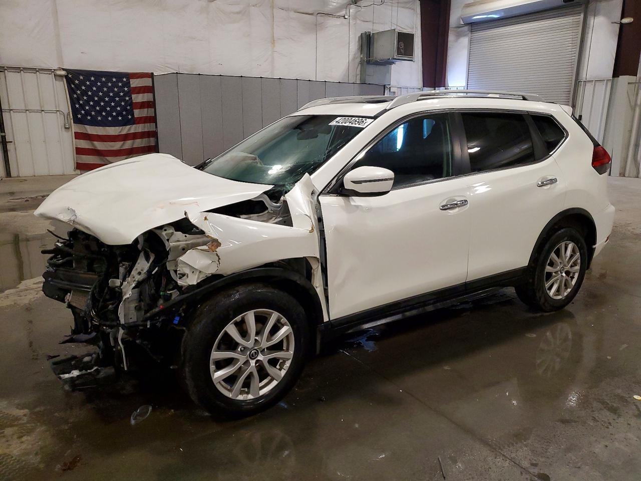 2017 NISSAN ROGUE