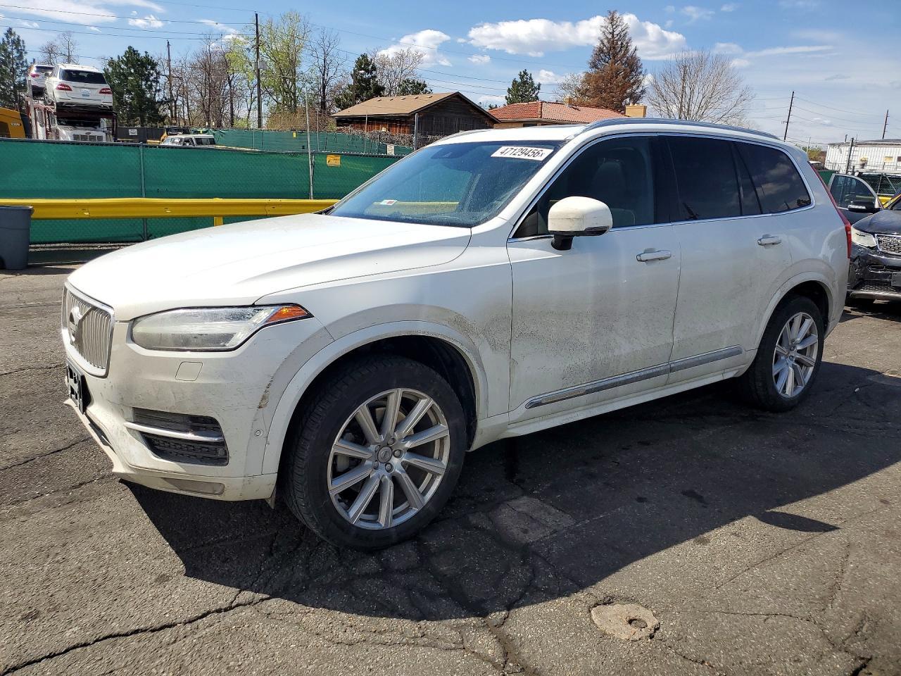 2016 VOLVO XC90