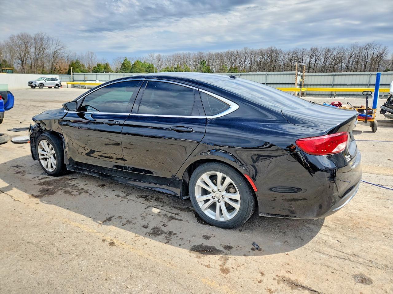 2015 CHRYSLER 200