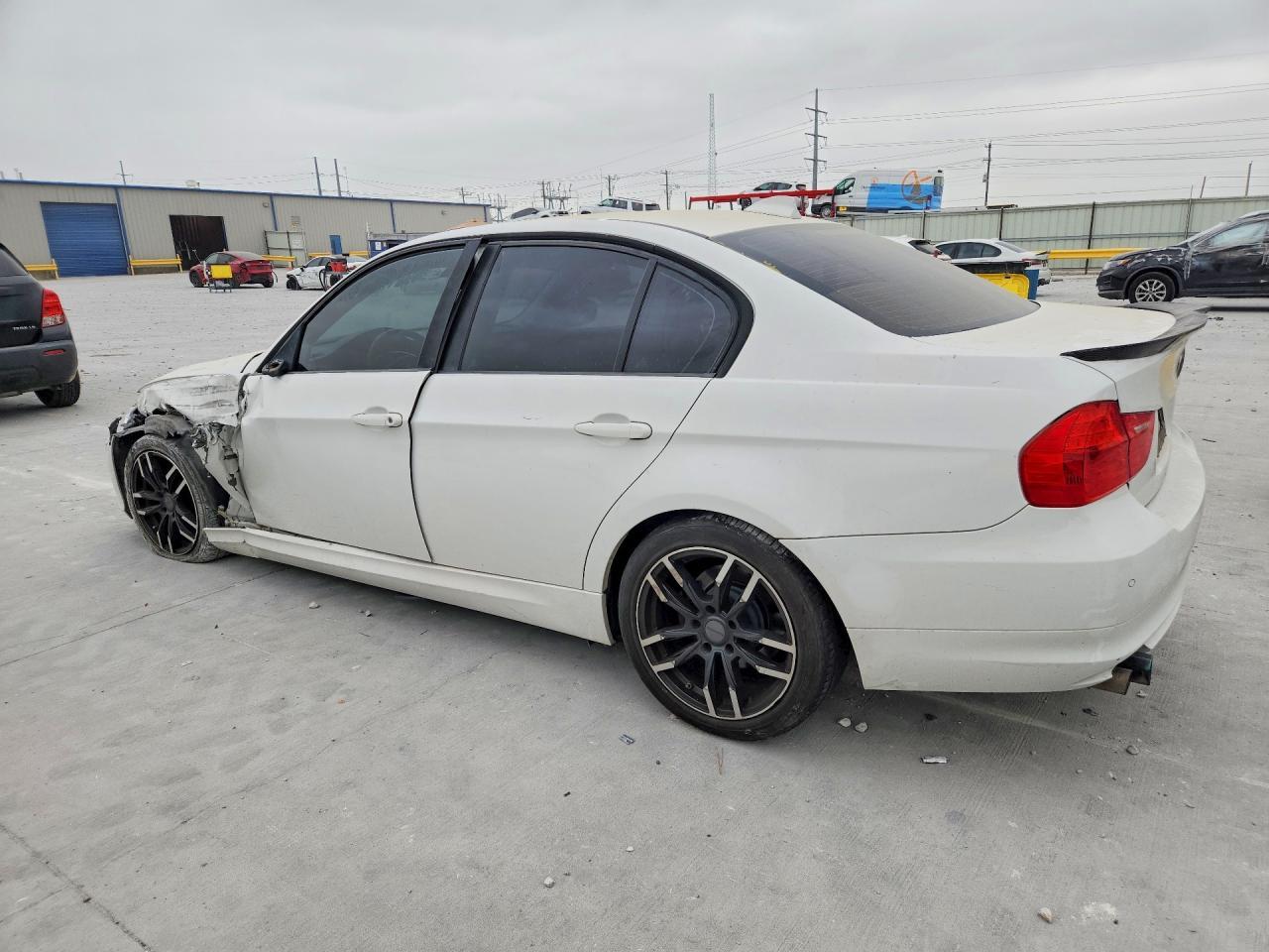 2011 BMW 3 SERIES