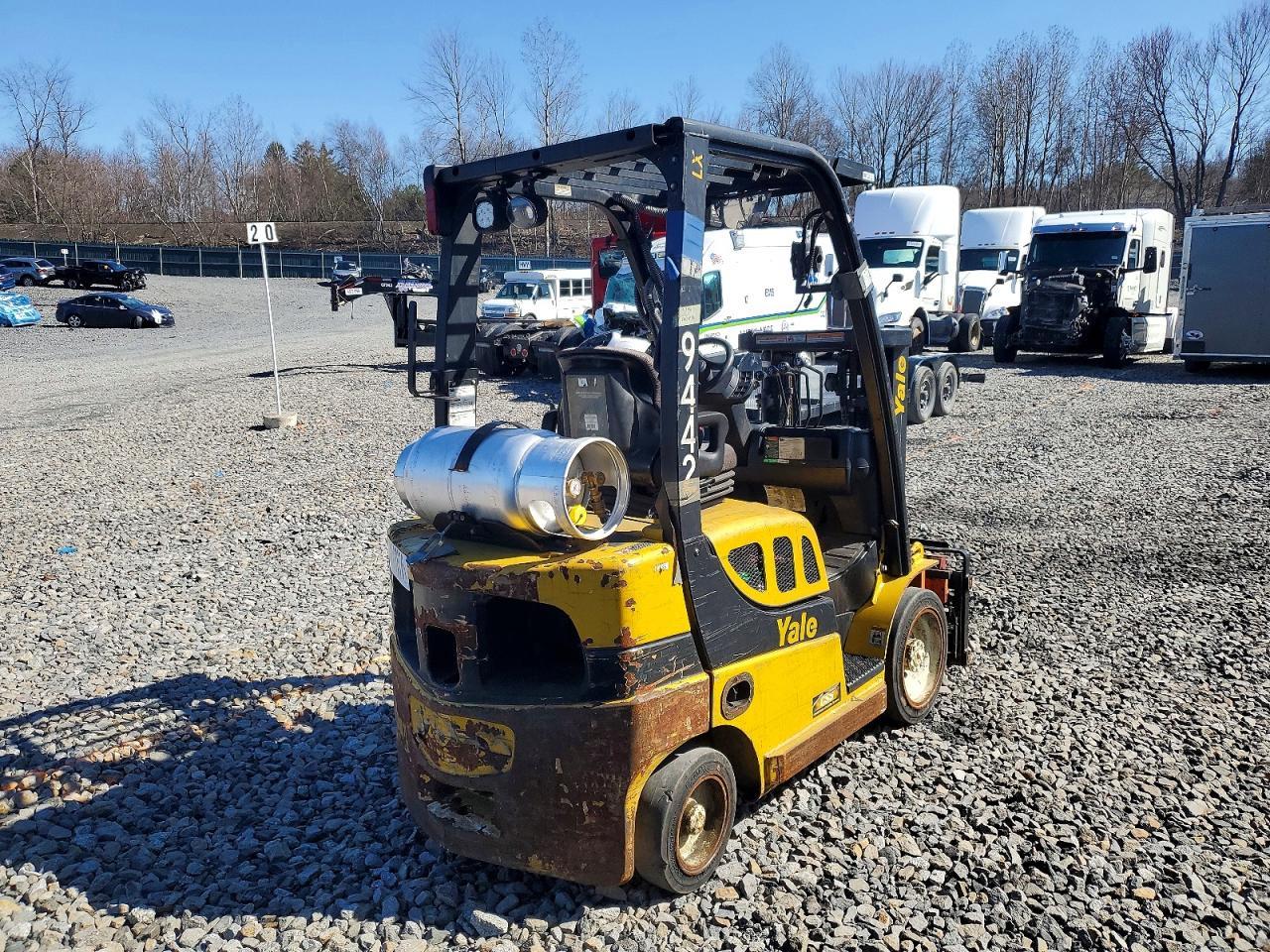 2015 YALE Forklift