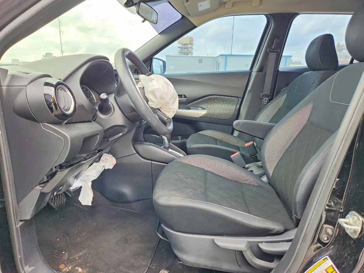 2020 NISSAN KICKS