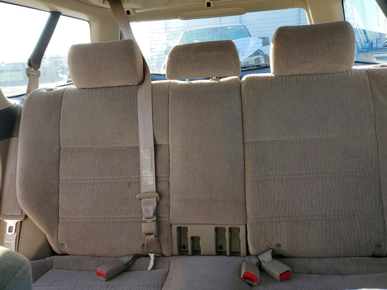 2002 SUBARU Legacy