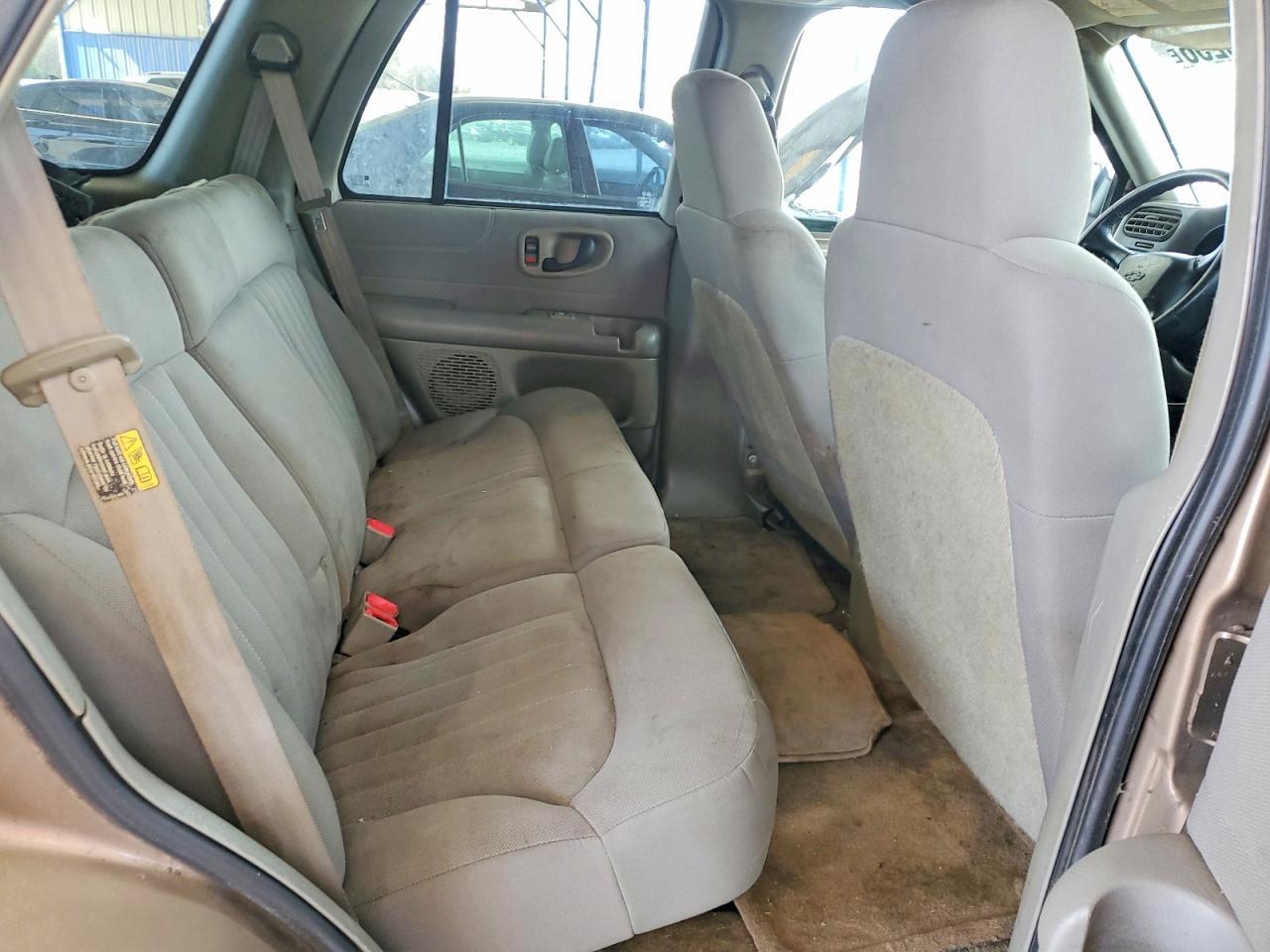 2004 CHEVROLET BLAZER