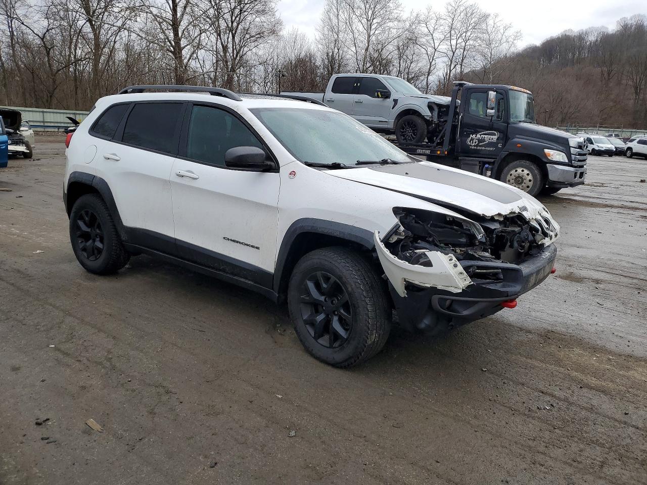 2018 JEEP CHEROKEE