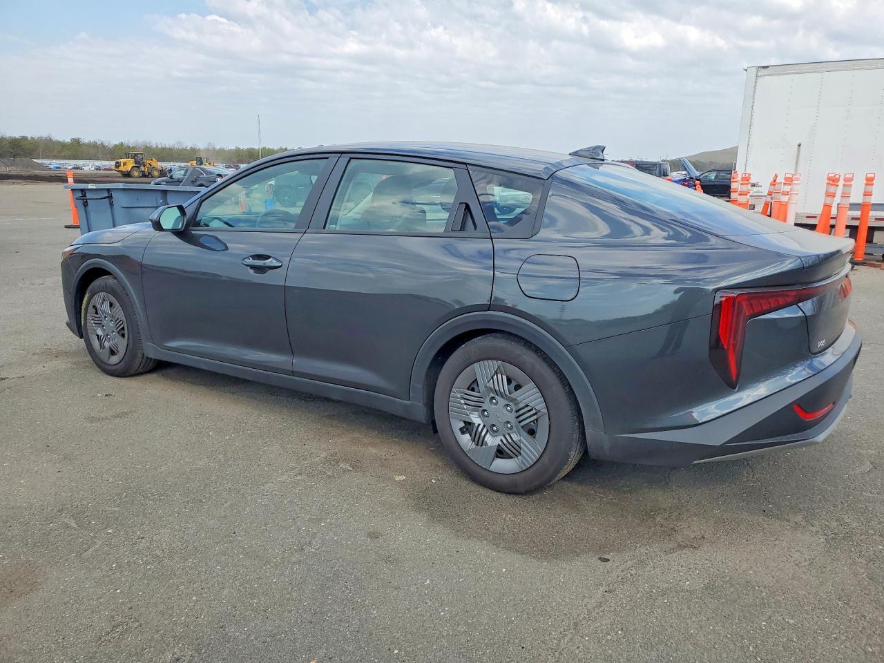 2025 KIA K4