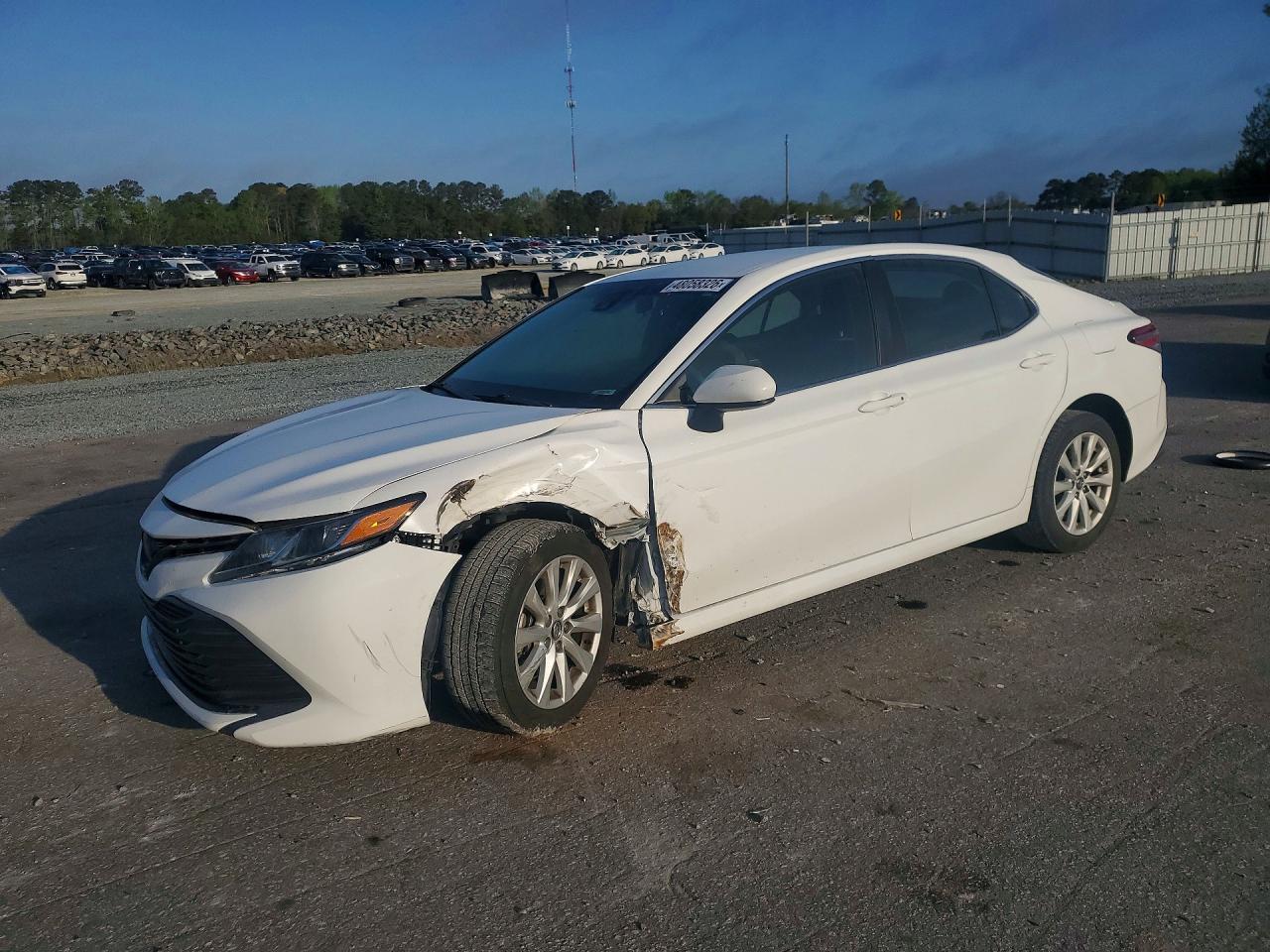 2018 TOYOTA CAMRY